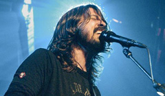 Foo Fighters выпустят “Wasting Light”